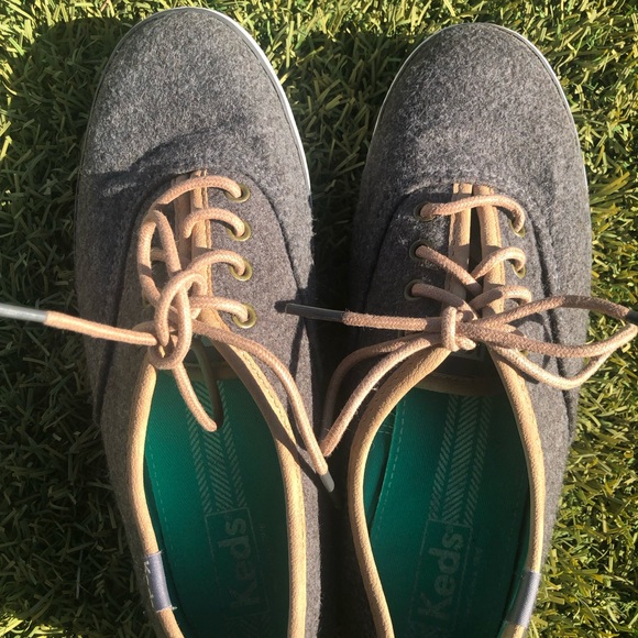 Keds Champion Classic Heather Gray Wool Low top Tennis Shoes, Sz 5 - Picture 2 of 11